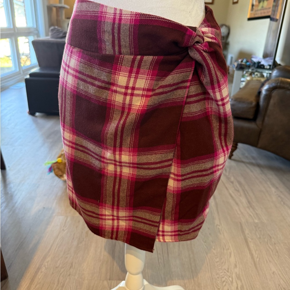 Loft size 0 Plaid Wrap Pencil Skirt in Berry Pink and Burgundy